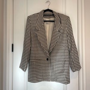 Black and White Blazer with Shoulder Pads